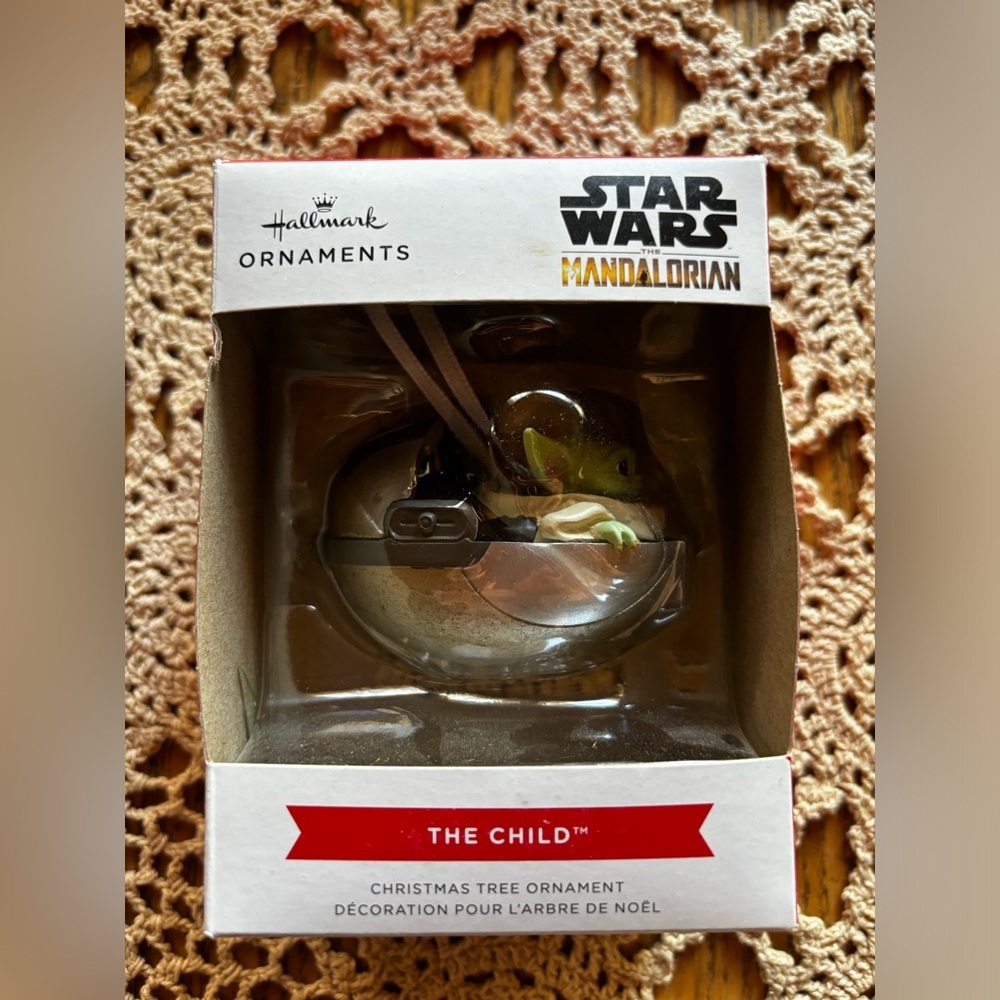 Hallmark Star Wars Christmas Ornament The Mandalorian The Child New in Box